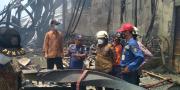 Sudah 3 Hari, Api di Pabrik Korek Pakuhaji Tangerang Masih Belum Padam