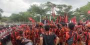 Buntut Ucapan Dewan Minta Ormas Rusuh Dibubarkan, Massa PP Geruduk Gedung DPRD Kabupaten Tangerang 