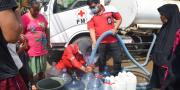 PMI Salurkan Air Bersih untuk Warga Terdampak Banjir di Benda Tangerang