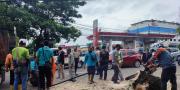 Dua Mobil Tertimpa Pohon Tumbang di Serpong Tangsel, Dua Orang Luka-luka