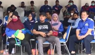 Warga Kota Tangerang Mulai Lepas Masker saat di Luar Ruangan