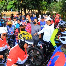Padati Kota Tangerang, Ribuan Goweser Meriahkan Milad ke-13 UMT