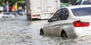 Musim Hujan Mobil Terendam Banjir, Segini Biaya Servisnya