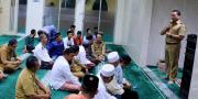 Salat Gerhana Bareng Warga, Arief  Ajak Jemaah Meriahkan Porprov VI Banten
