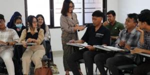 Prilly Latuconsina Jadi Dosen di Universitas Udayana, Ajar Mata Kuliah Strategi Bisnis Kreatif